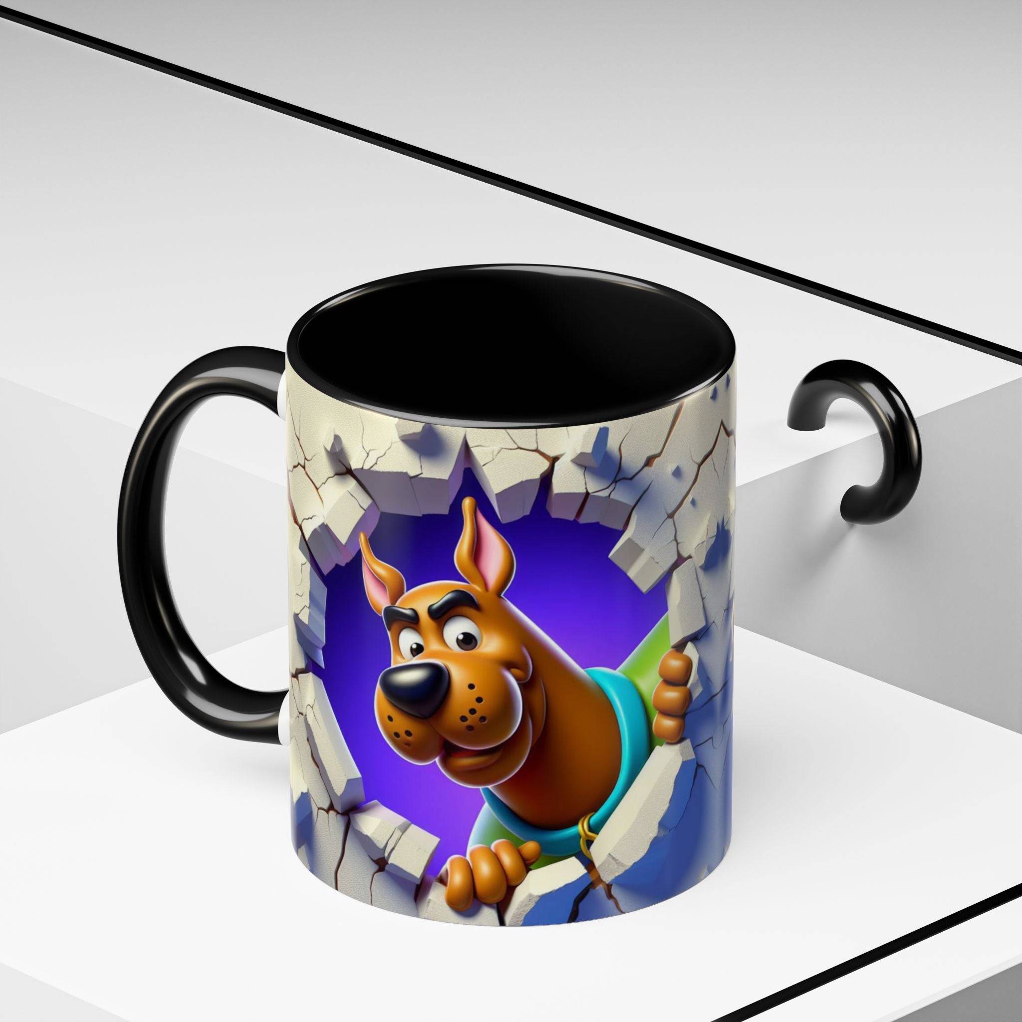 Scooby-Doo "Breaking Through" Accent Coffee Mug (11/15 oz)